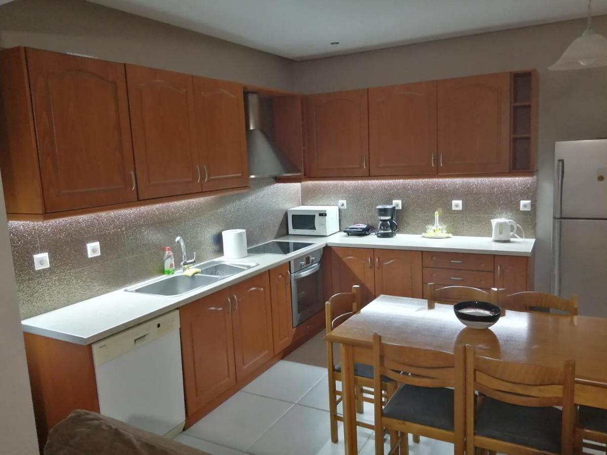 Aggelo 4 Bedroom Apartment Нафплион Екстериор снимка