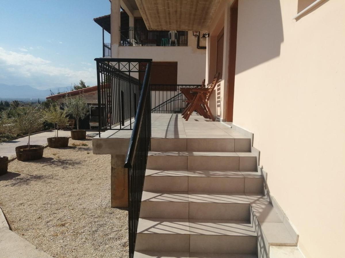 Aggelo 4 Bedroom Apartment Нафплион Екстериор снимка